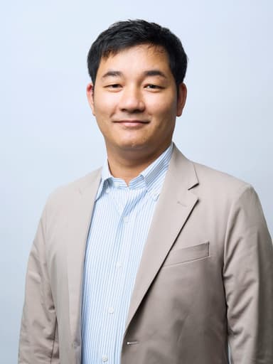 ブ・ズイ・ロク CEO